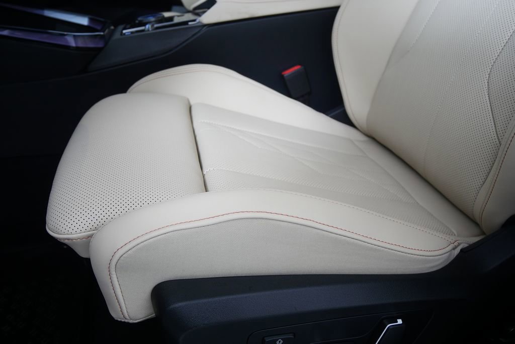 Used 2026 BMW X3 xDrive30 w/ Convenience Package image 10