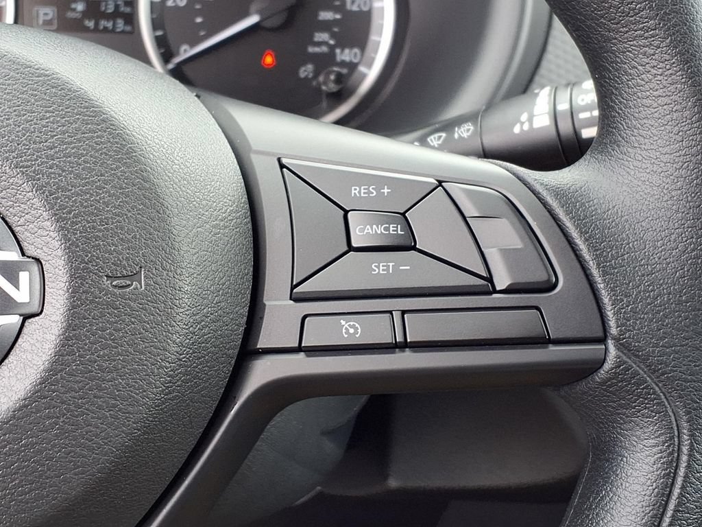 Used 2025 Nissan Kicks Play S FWD image 14