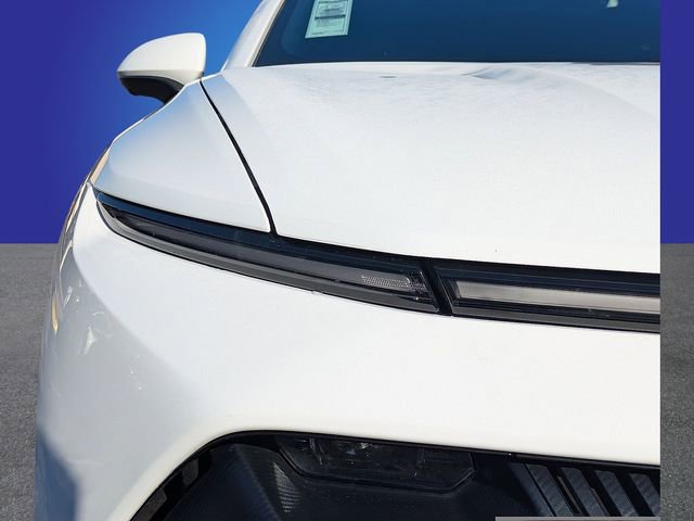 Used 2025 Chevrolet Equinox EV LT w/ Convenience Package image 7