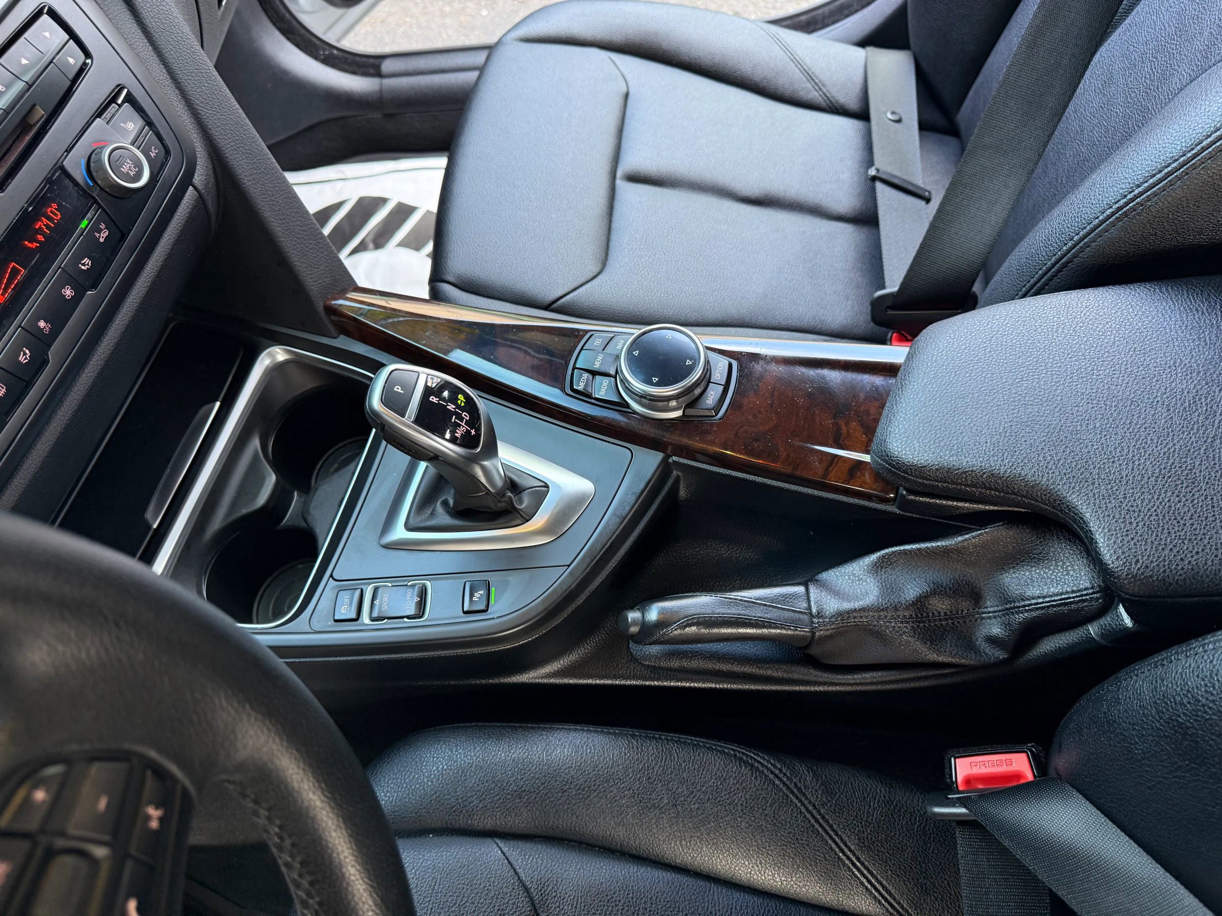 Used 2015 BMW 428i Gran Coupe xDrive image 9