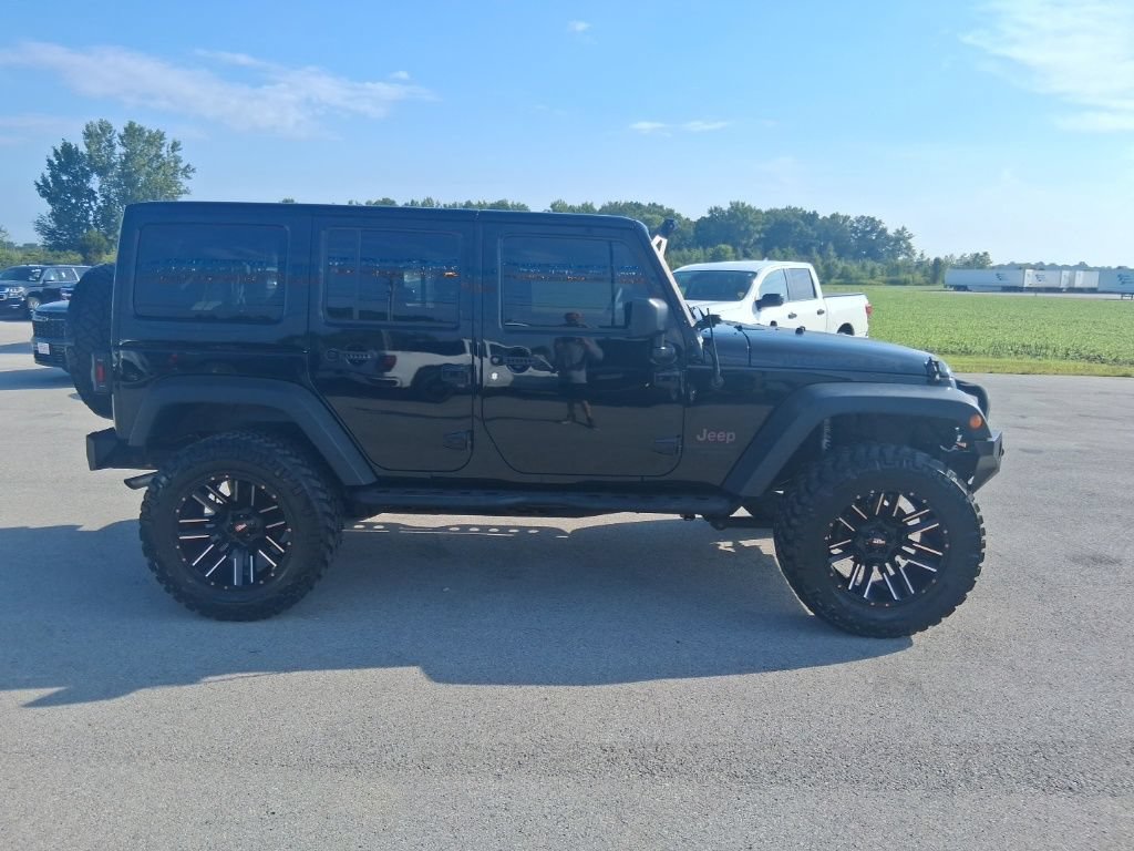 Used 2017 Jeep Wrangler Unlimited Sport AWD/4WD image 7