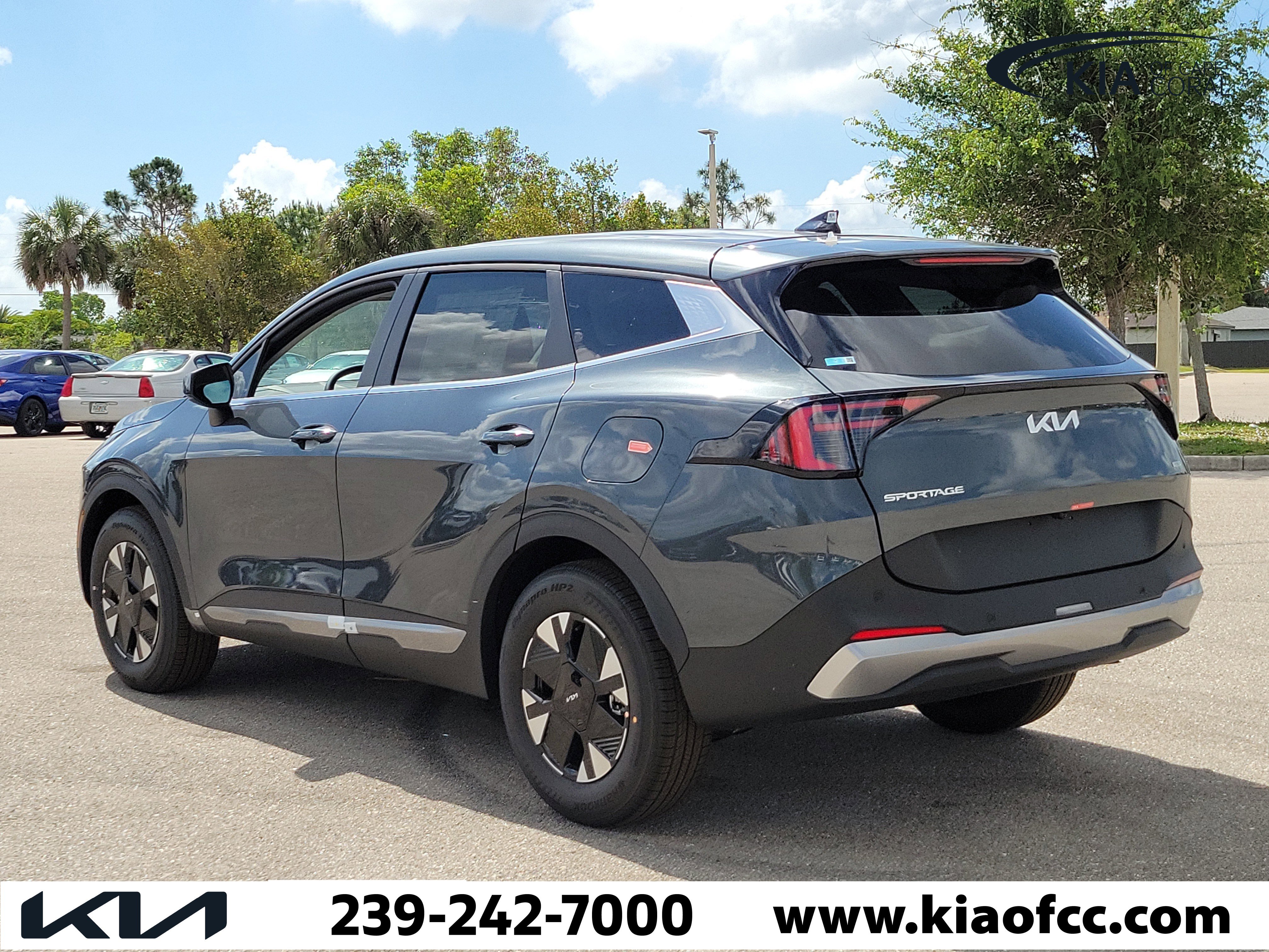 New 2026 Kia Sportage LX FWD image 4