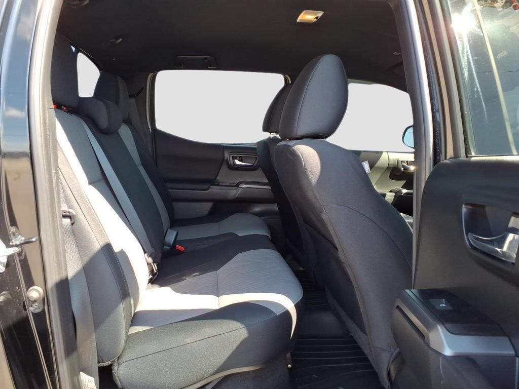 Used 2023 Toyota Tacoma TRD Sport AWD/4WD image 11