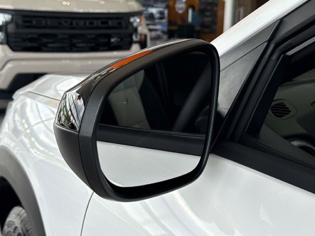New 2026 Chevrolet Trax RS w/ Driver Confidence Package FWD image 16