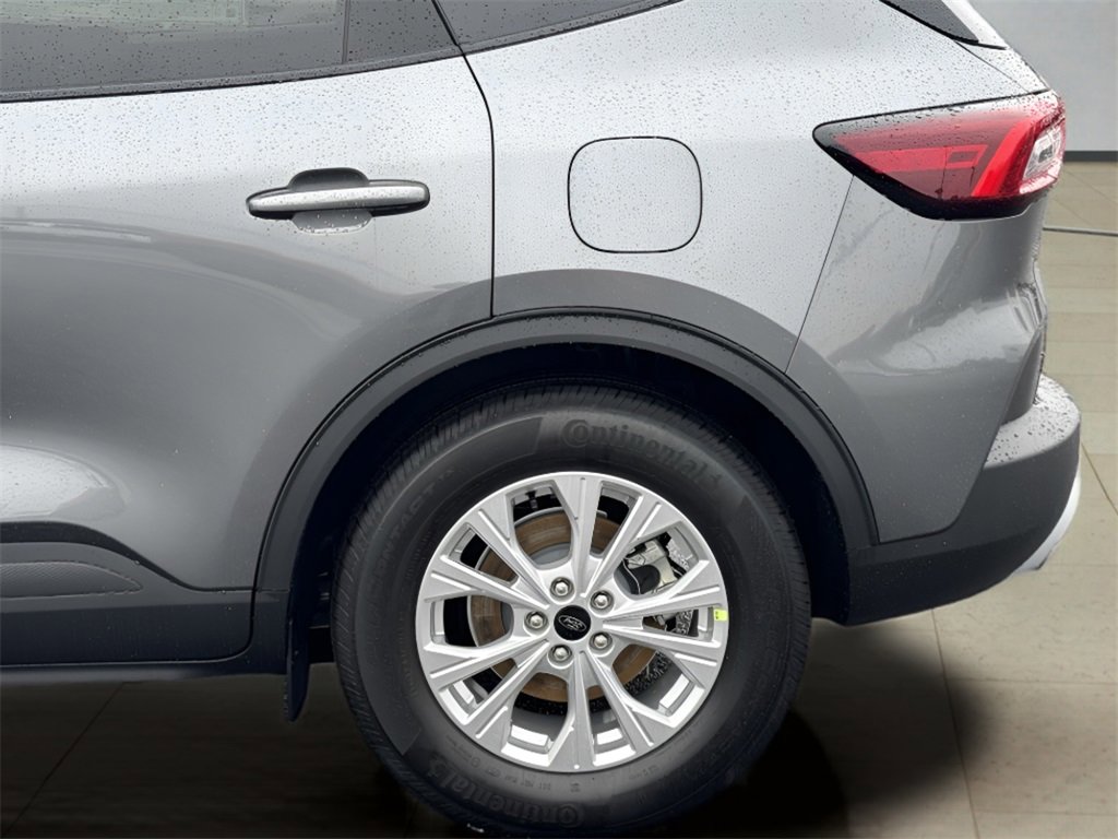 New 2025 Ford Escape Active w/ Cold Weather Package image 40