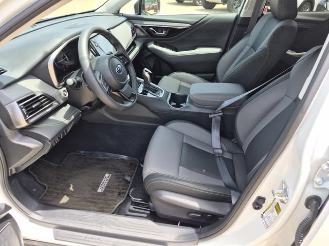 Used 2025 Subaru Outback Onyx Edition AWD/4WD image 22