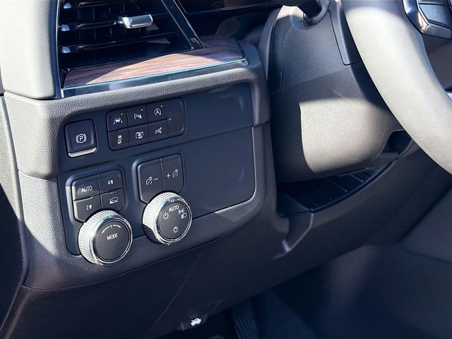 New 2026 Chevrolet Suburban LS image 10