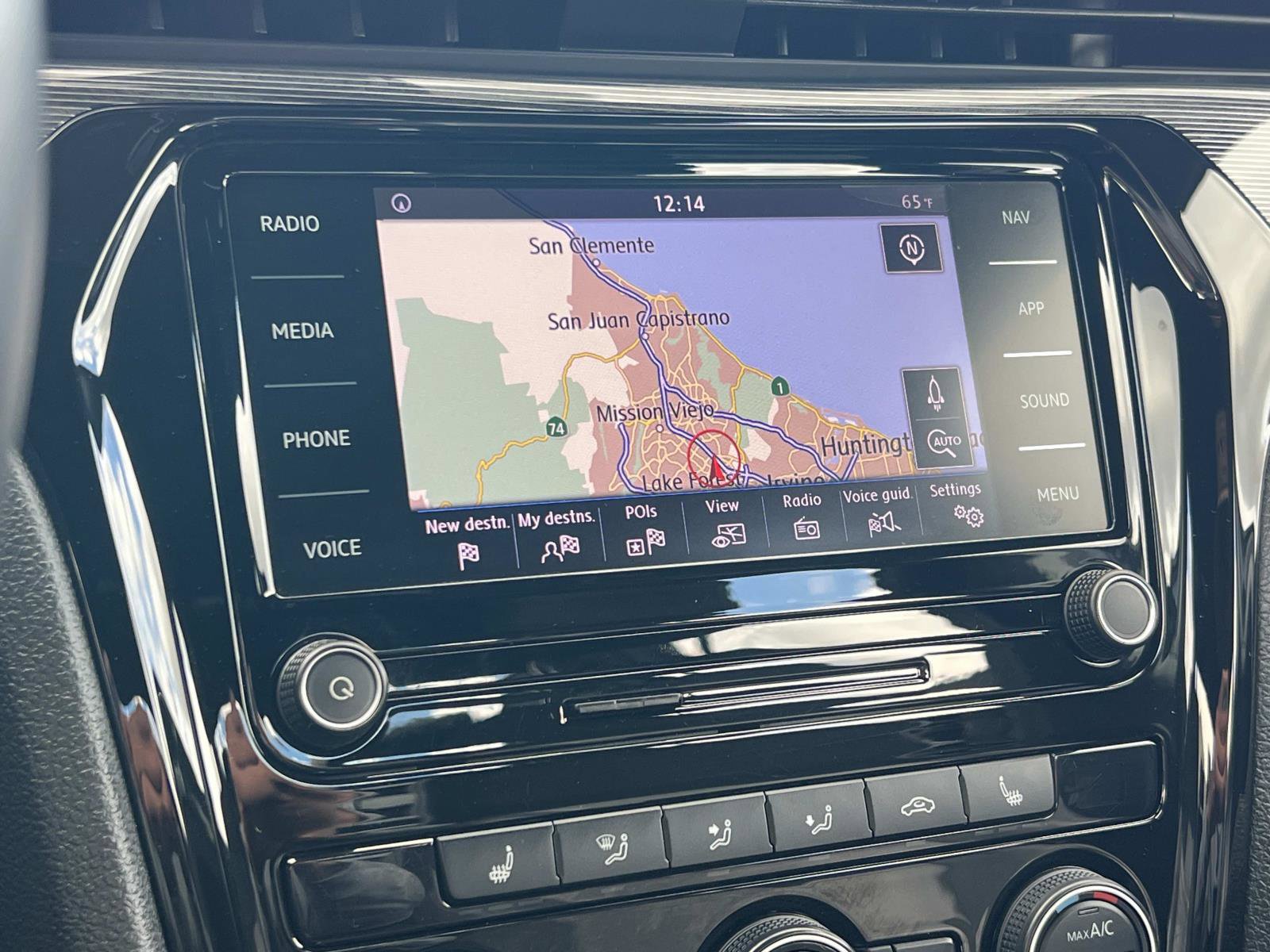 Certified 2022 Volkswagen Passat 2.0T R-Line image 12