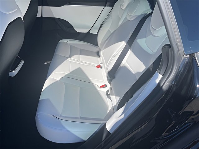 Used 2023 Tesla Model S Plaid image 9