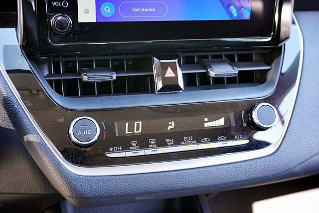 Used 2025 Toyota Corolla LE image 26
