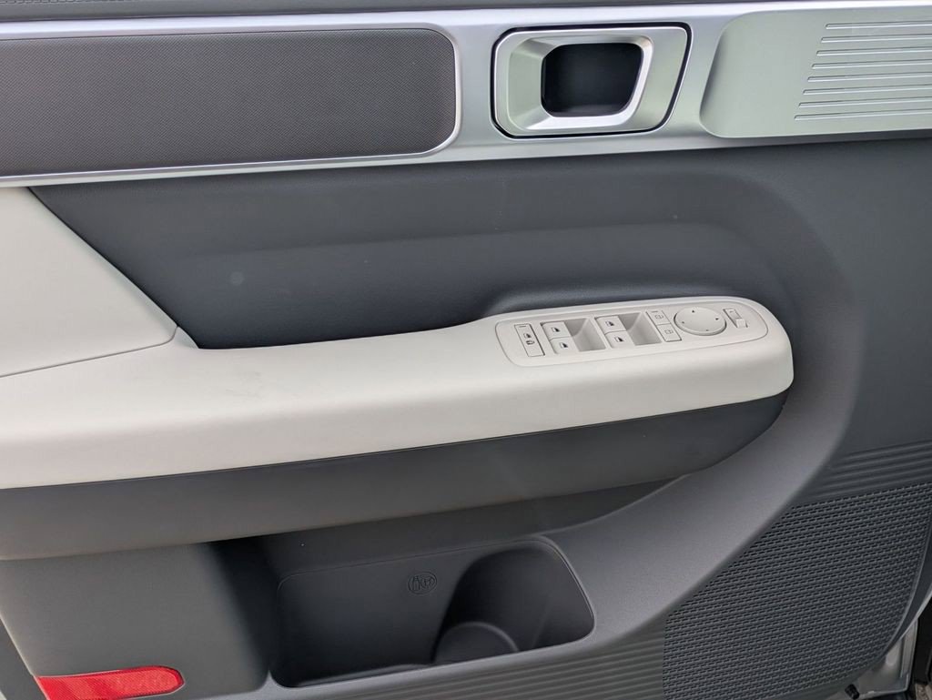 New 2026 Hyundai Santa Fe SE FWD image 12
