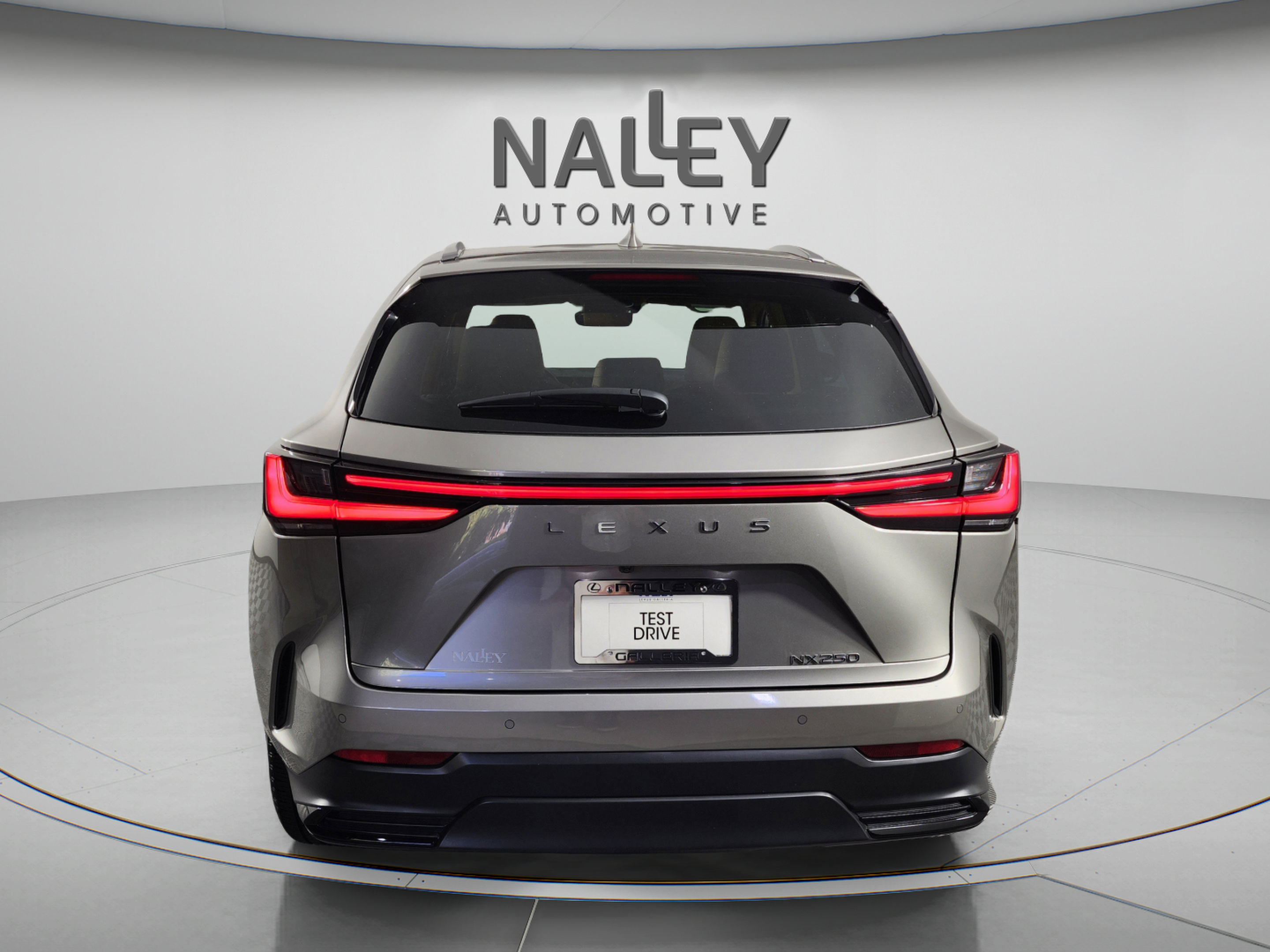 Certified 2025 Lexus NX 250 FWD w/ Towing Package (2000 Lbs) image 5