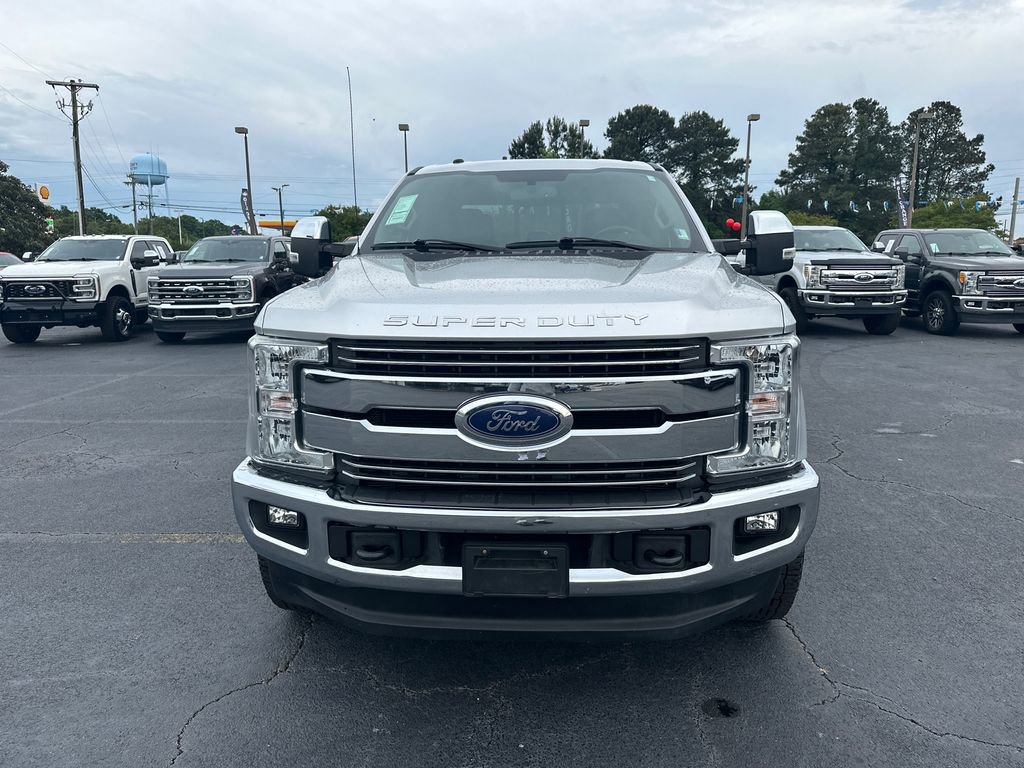 Used 2018 Ford F250 Lariat w/ Lariat Value Package AWD/4WD image 2
