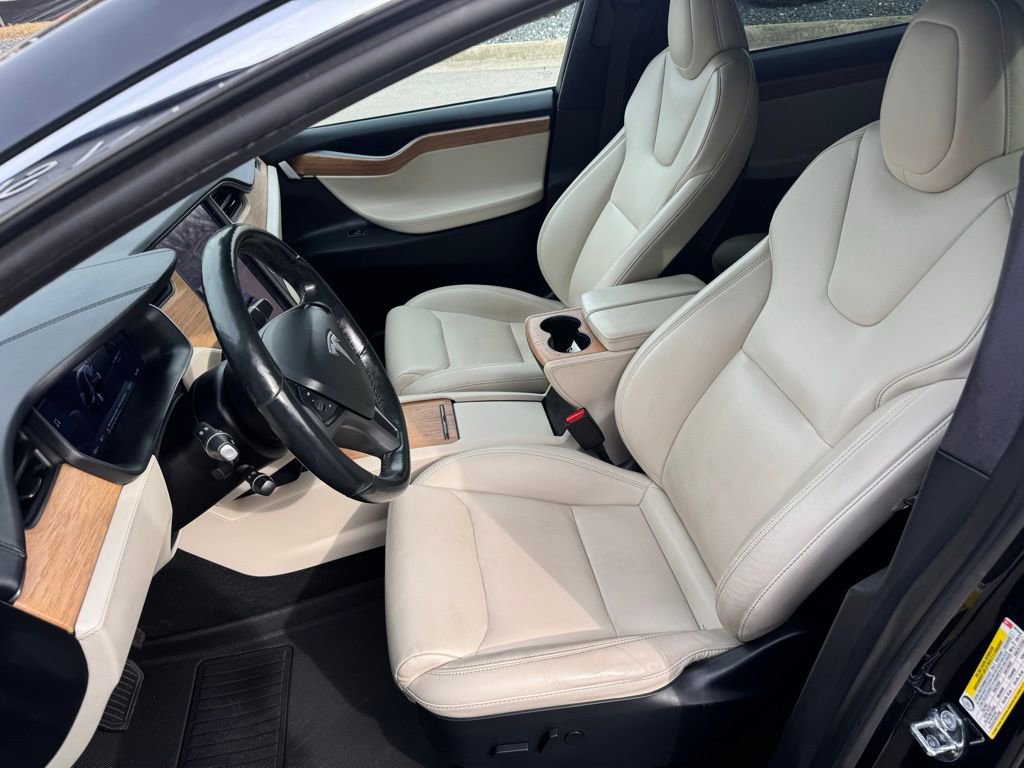 Used 2020 Tesla Model X Long Range image 23