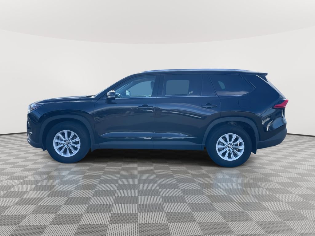 Used 2024 Toyota Grand Highlander XLE image 4