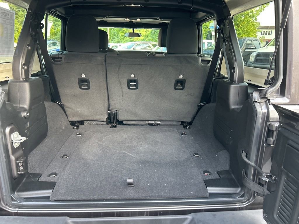 Certified 2022 Jeep Wrangler Unlimited Sport image 29