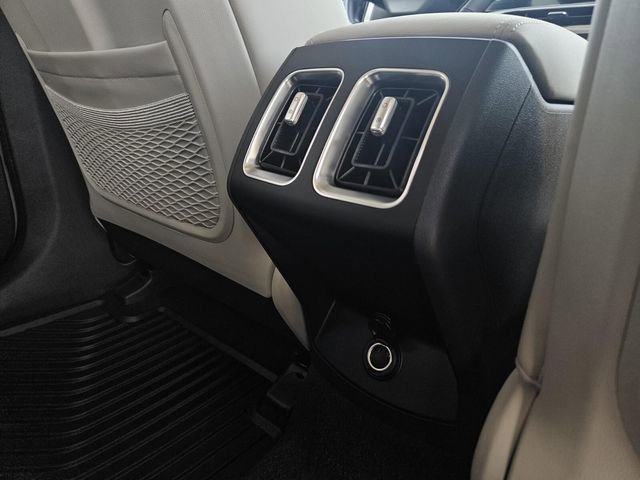 New 2026 Kia Sorento S image 16