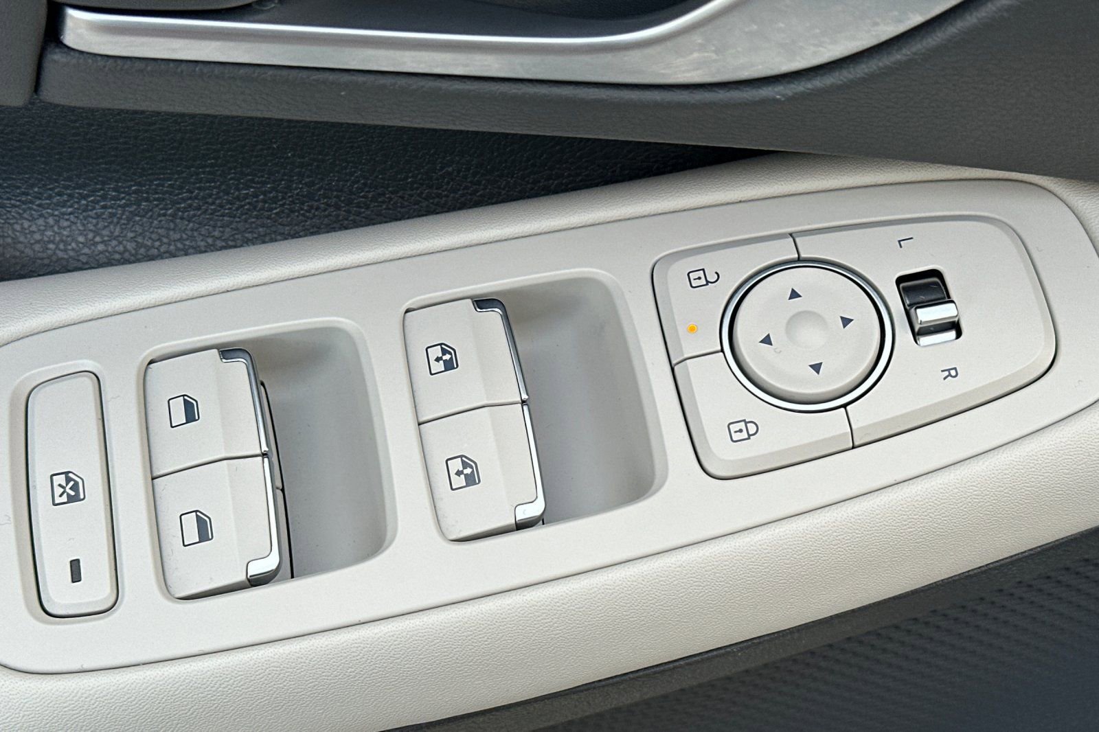 Used 2025 Hyundai Sonata SEL image 12