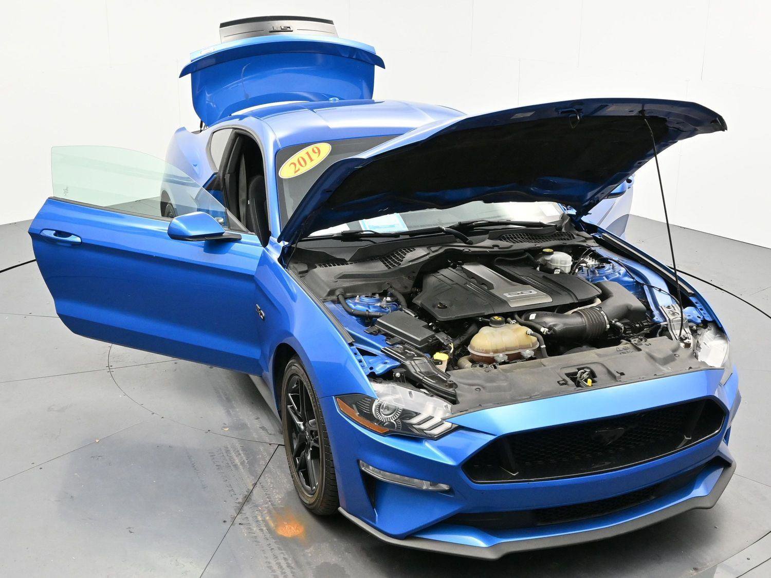 Used 2019 Ford Mustang GT RWD image 34