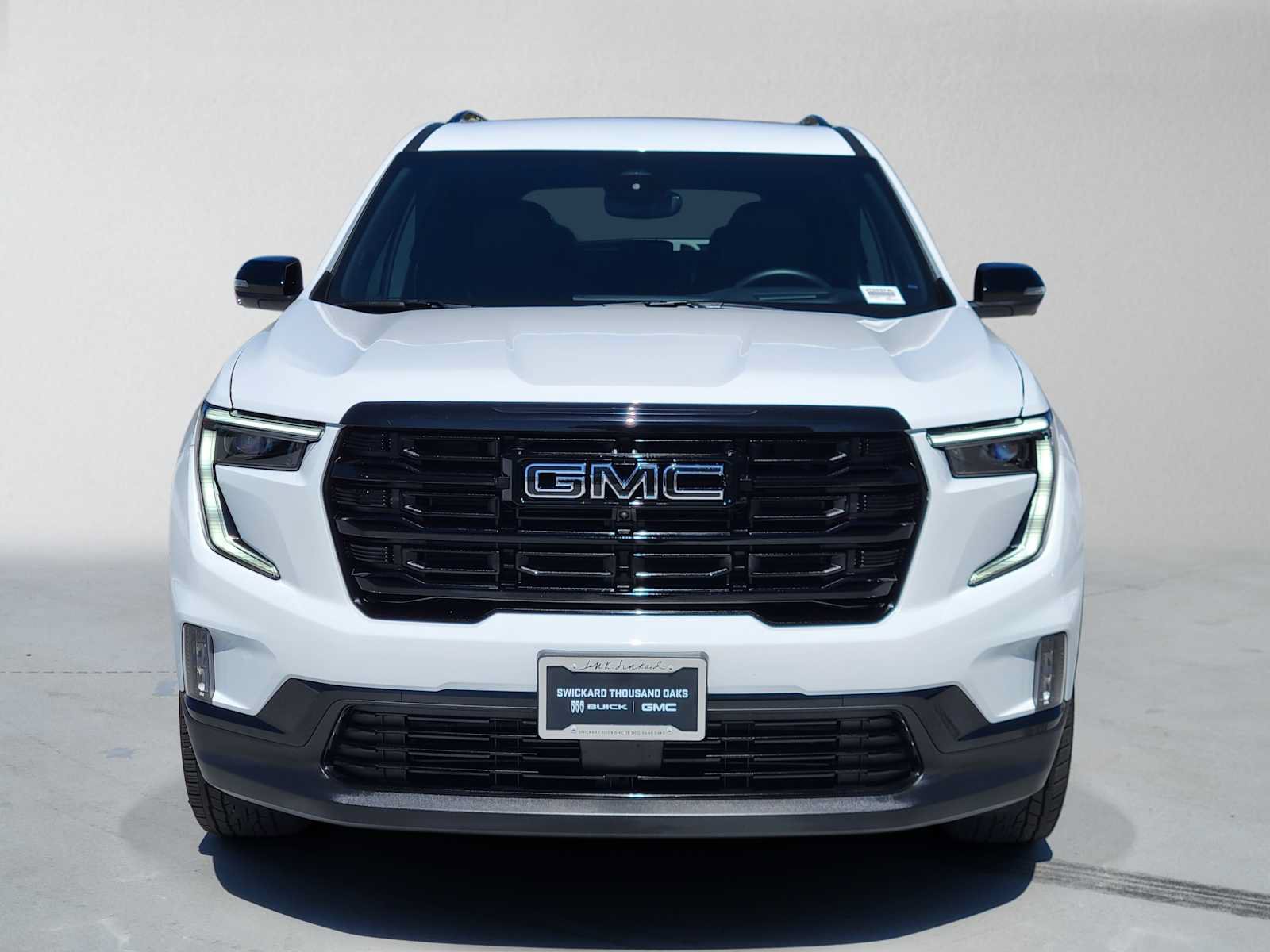 Used 2026 GMC Acadia Elevation w/ Black Edition FWD image 8