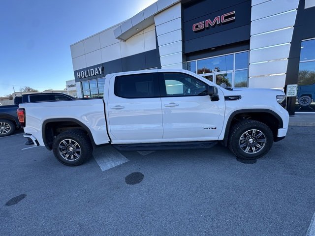 Used 2024 GMC Sierra 1500 AT4 w/ Technology Package image 4
