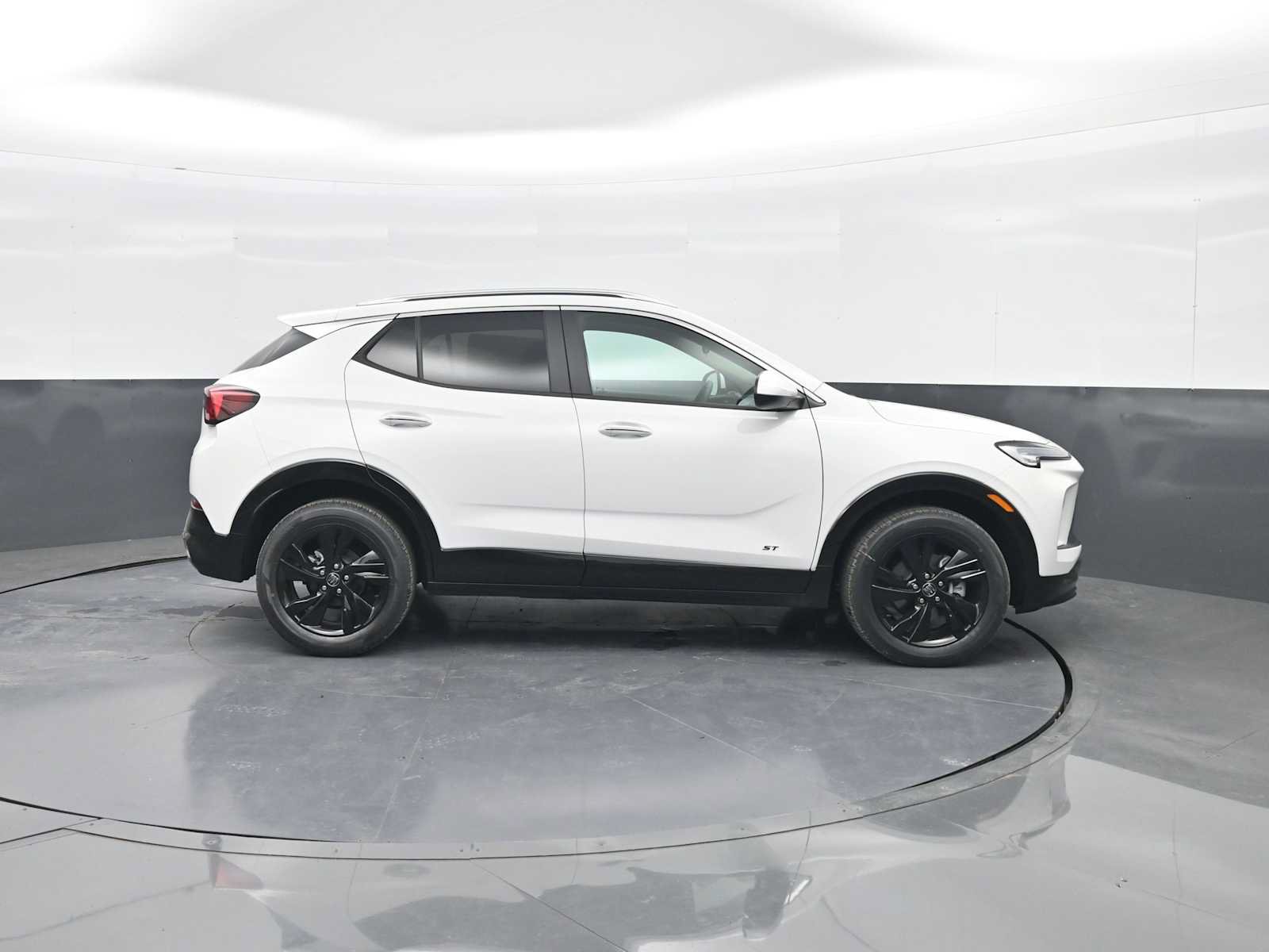 New 2026 Buick Encore GX Sport Touring w/ Comfort Package AWD/4WD image 9
