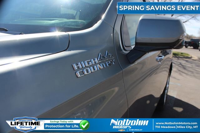 Used 2024 Chevrolet Tahoe High Country w/ Premium Package AWD/4WD image 4