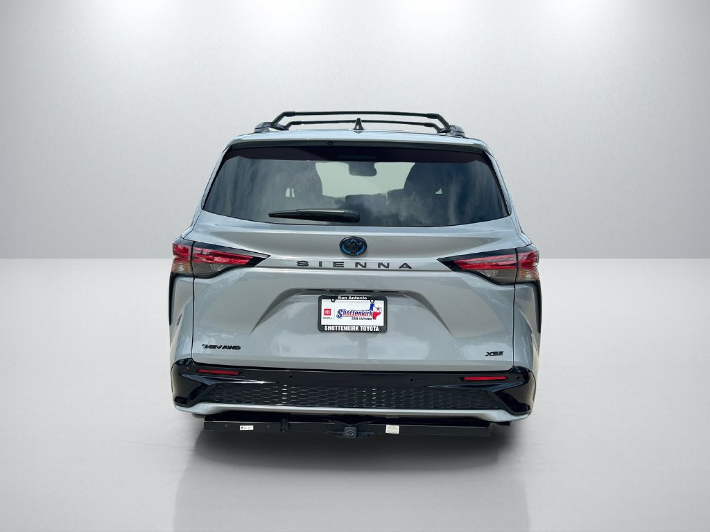 Certified 2025 Toyota Sienna XSE w/ XSE Premium Package AWD/4WD image 6