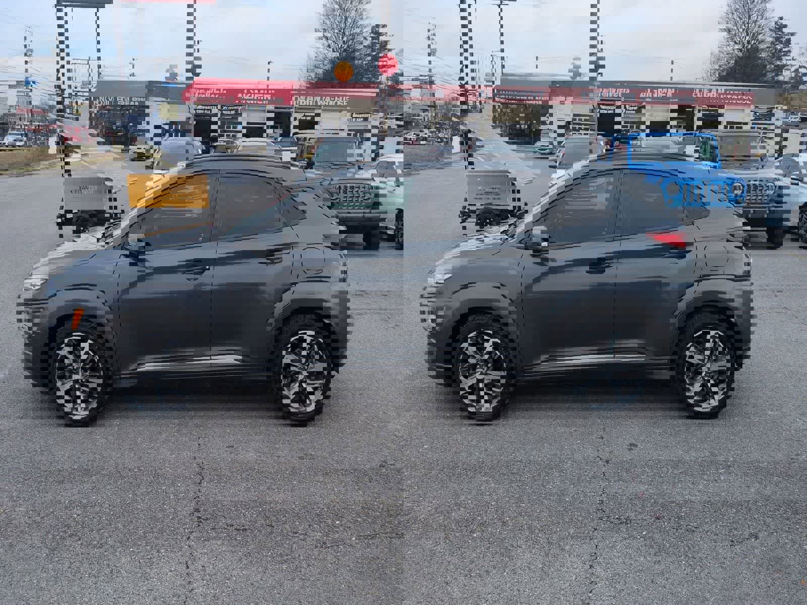 Used 2019 Hyundai Kona Limited image 5