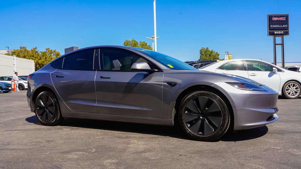 Used 2024 Tesla Model 3 Standard Range RWD image 7