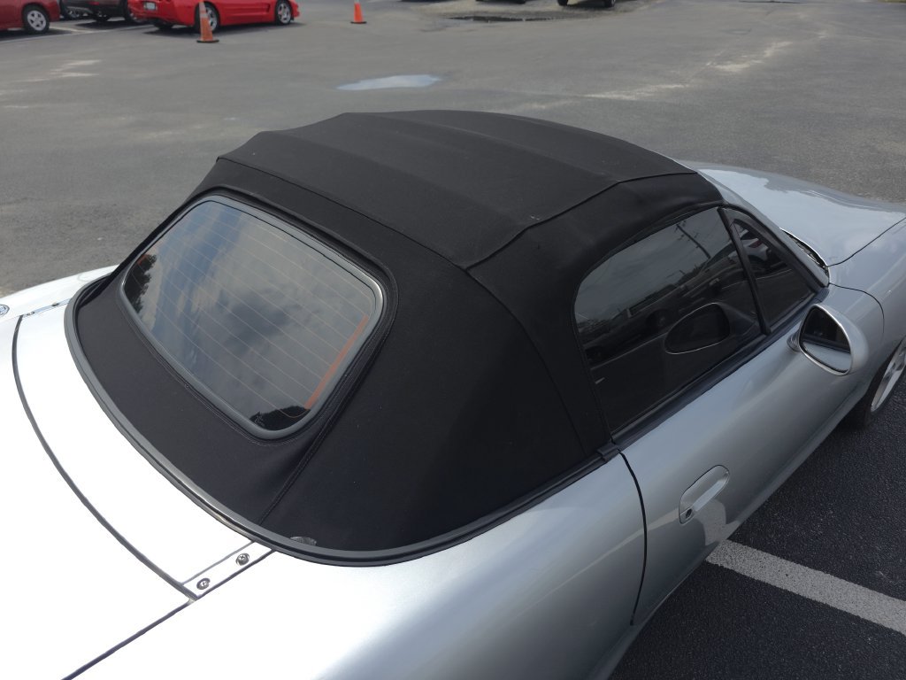 Used 2003 MAZDA MX-5 Miata RWD image 22