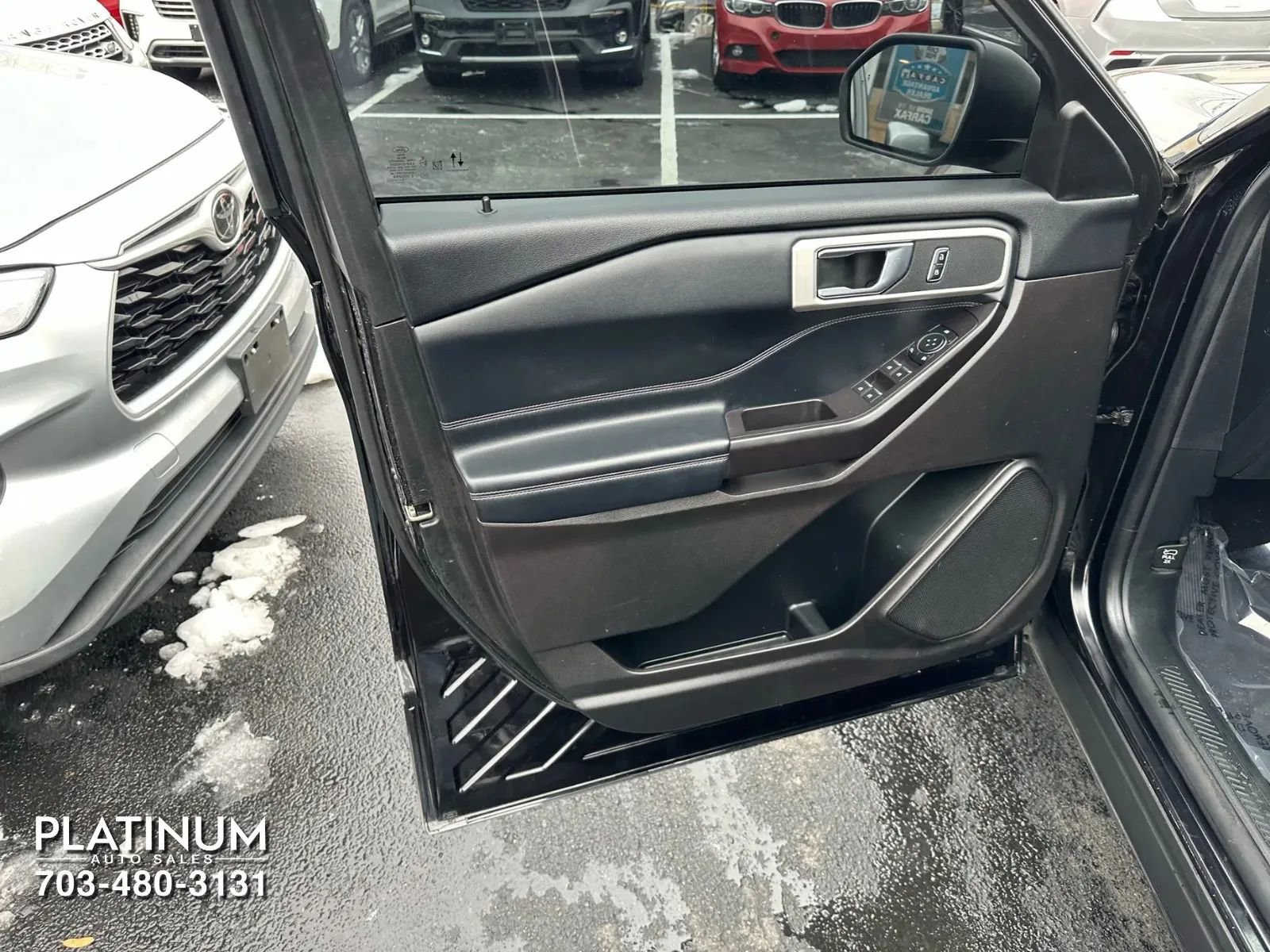 Used 2020 Ford Explorer XLT w/ Equipment Group 202A image 17