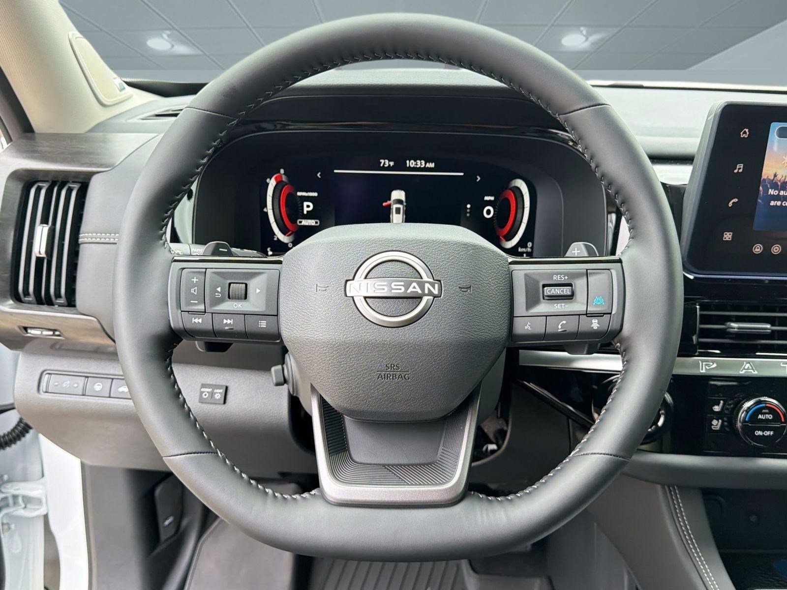 New 2026 Nissan Pathfinder Platinum image 18