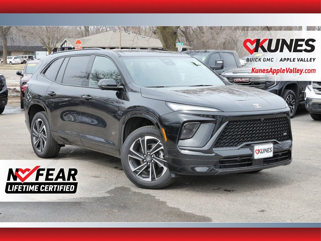 Used 2025 Buick Enclave Sport Touring image 1