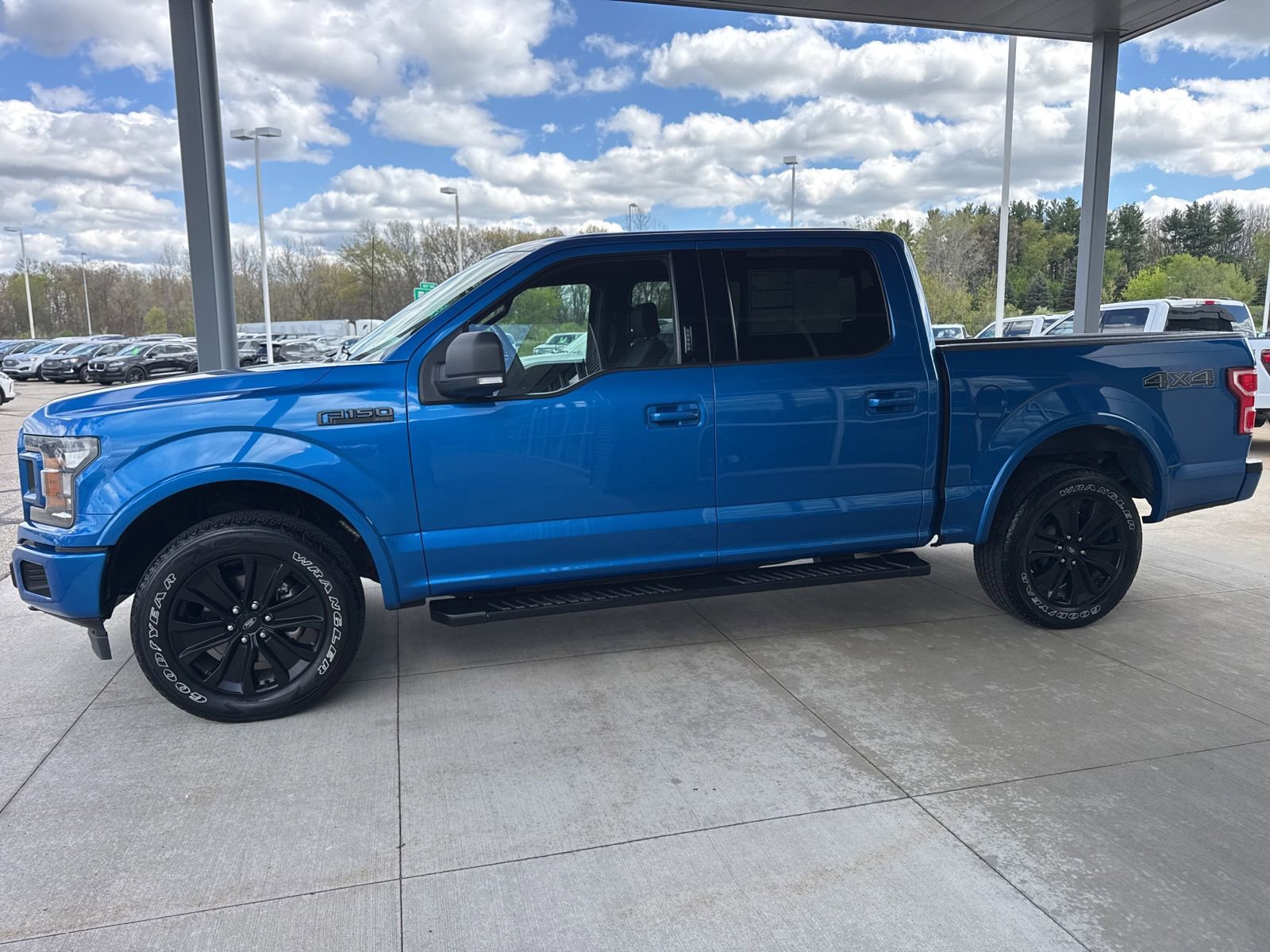 Certified 2020 Ford F150 XLT w/ Equipment Group 302A Luxury AWD/4WD image 4