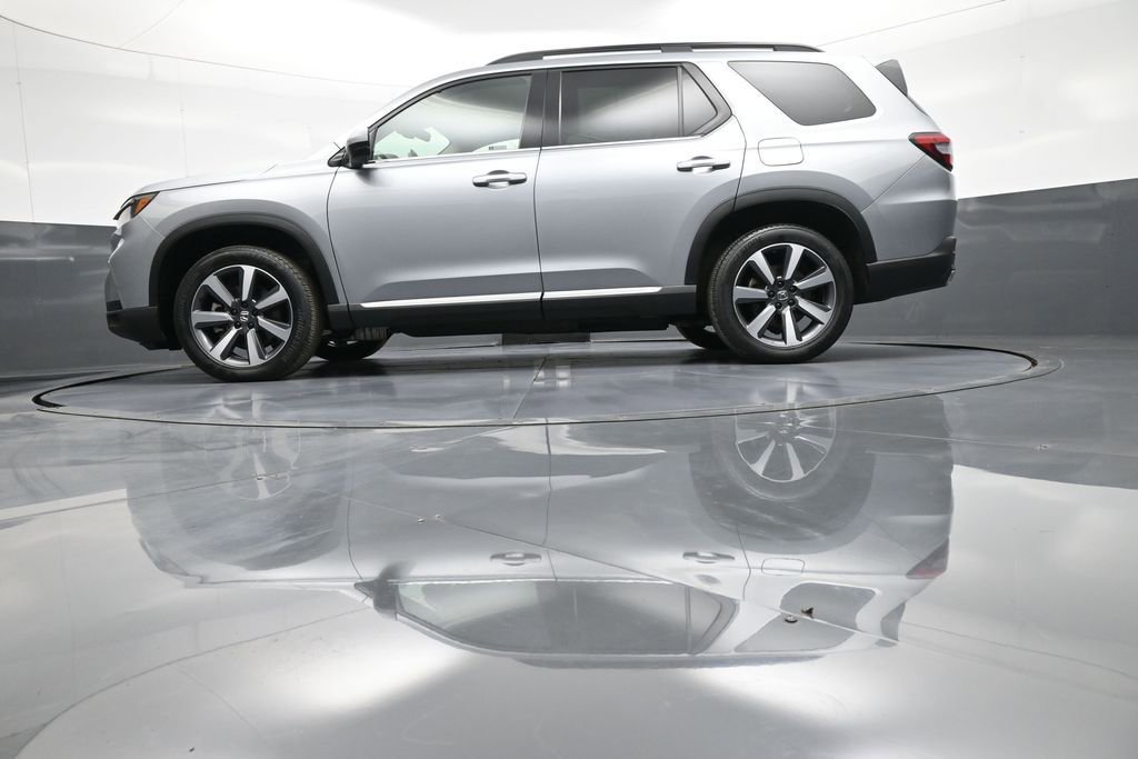 Certified 2023 Honda Pilot Touring image 35