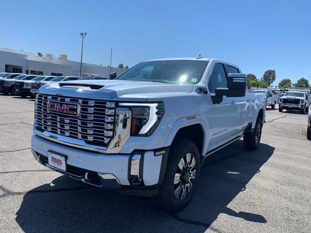 New 2026 GMC Sierra 2500 Denali w/ Denali Reserve Package AWD/4WD image 2
