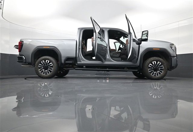 New 2026 GMC Sierra 3500 Denali Ultimate image 33