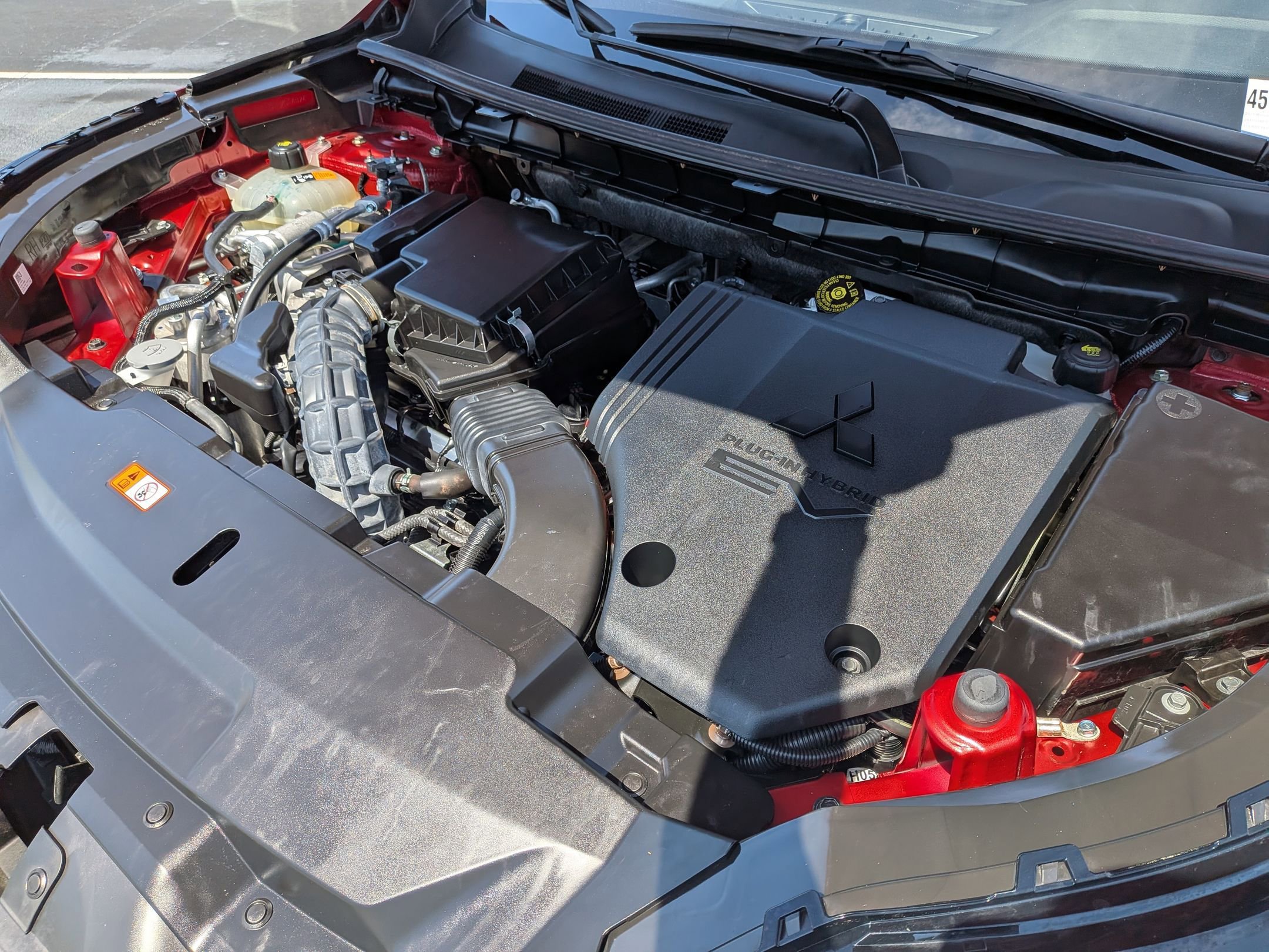 Used 2023 Mitsubishi Outlander SE image 39