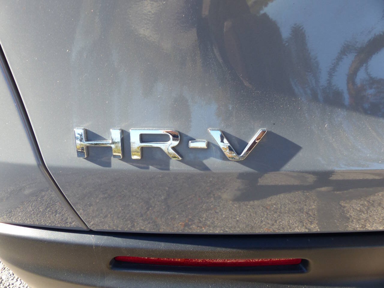 Used 2025 Honda HR-V Sport image 9