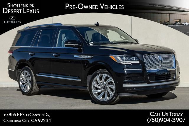 Used 2024 Lincoln Navigator Reserve AWD/4WD image 1