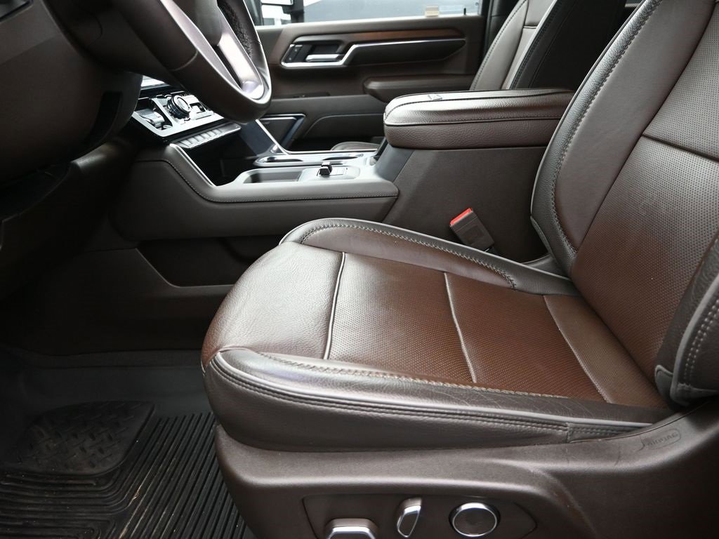 Certified 2024 GMC Sierra 3500 Denali w/ Technology Package image 13
