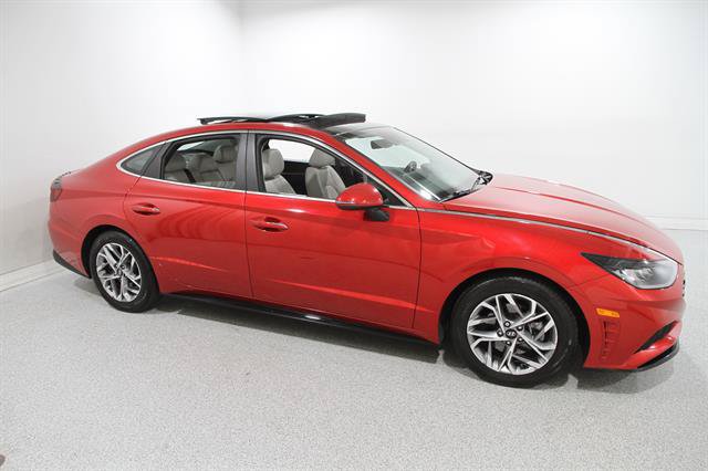 Used 2020 Hyundai Sonata SEL w/ Premium + Sunroof Package FWD image 1