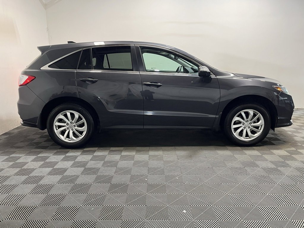 Used 2016 Acura RDX AWD w/ Technology Package image 2