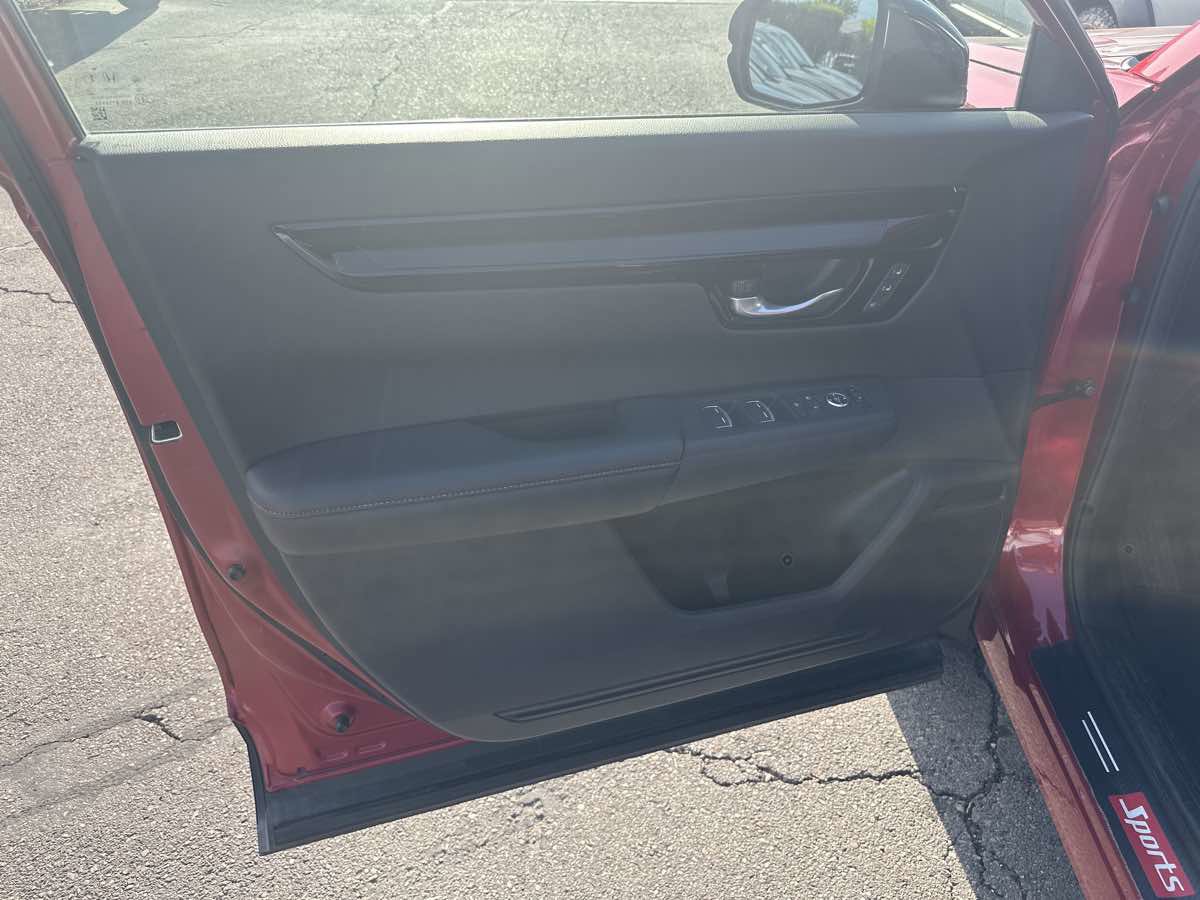 Used 2023 Honda CR-V Sport Touring image 10