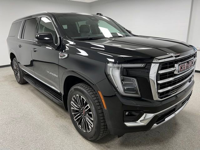 Used 2025 GMC Yukon XL Elevation w/ LPO, Get Active Package AWD/4WD image 2
