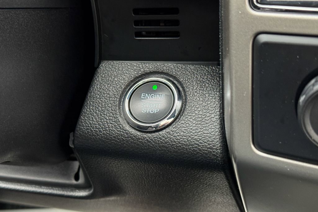 Certified 2017 Ford F150 Lariat image 33