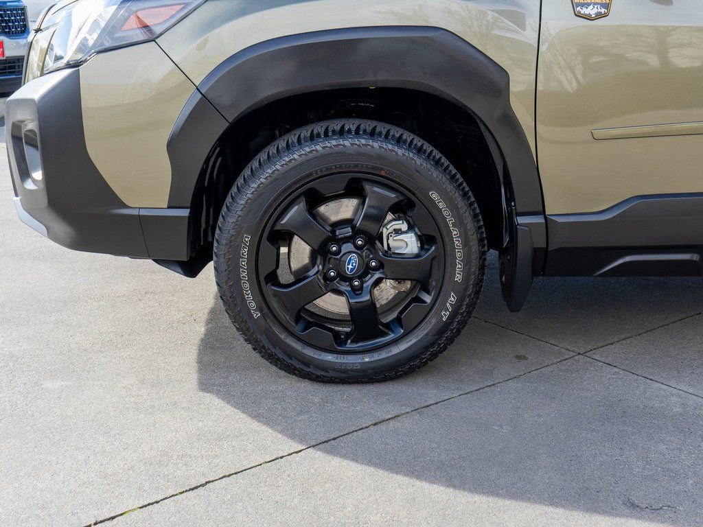 Used 2025 Subaru Forester Wilderness AWD/4WD image 30