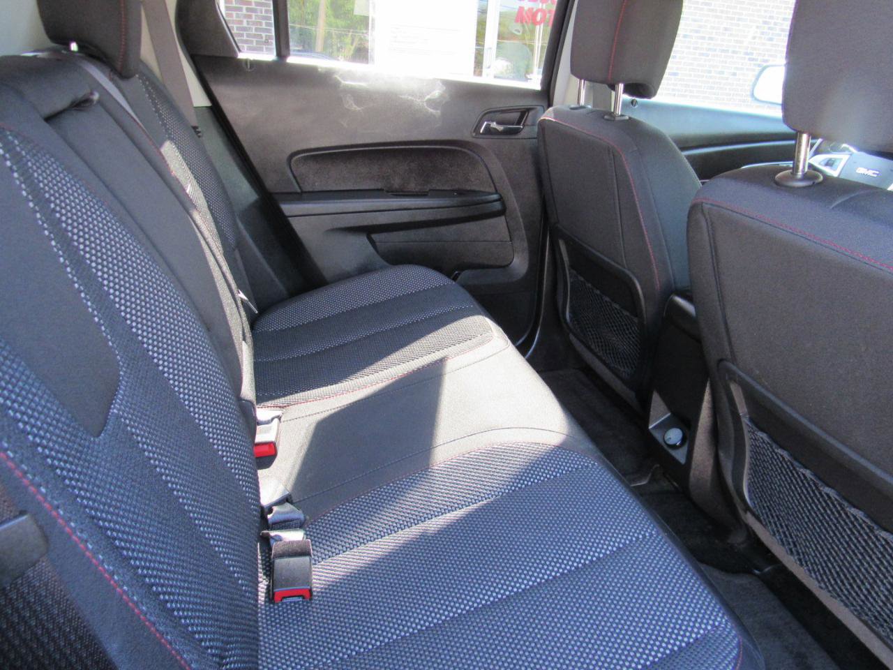 Used 2017 GMC Terrain SLE w/ Convenience Package AWD/4WD image 36