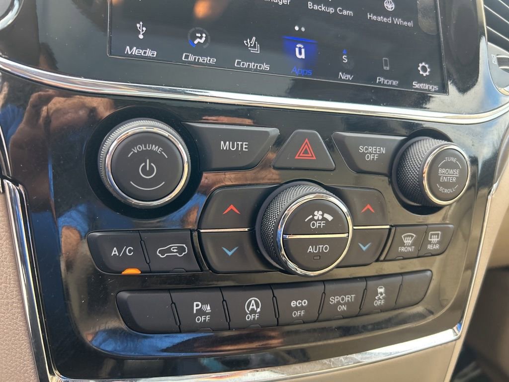 Certified 2022 Jeep Grand Cherokee Limited image 41